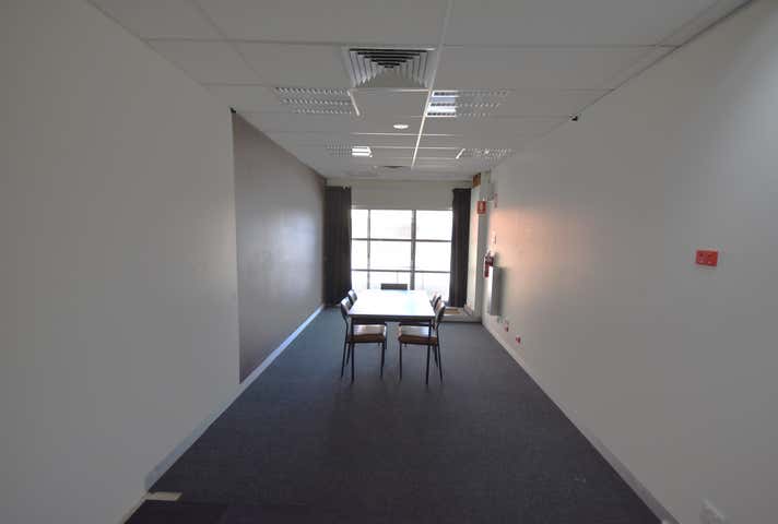 1-2/324 Griffith Road Lavington NSW 2641 - Image 8