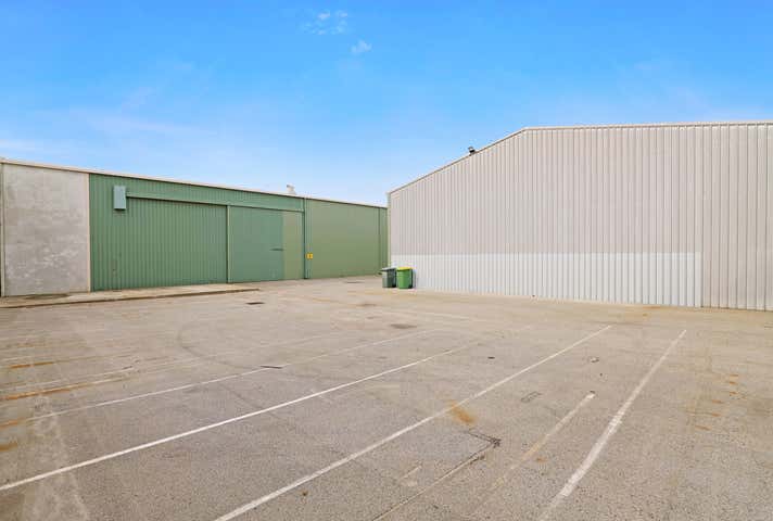 5-7 Valencia Way Maddington WA 6109 - Image 19