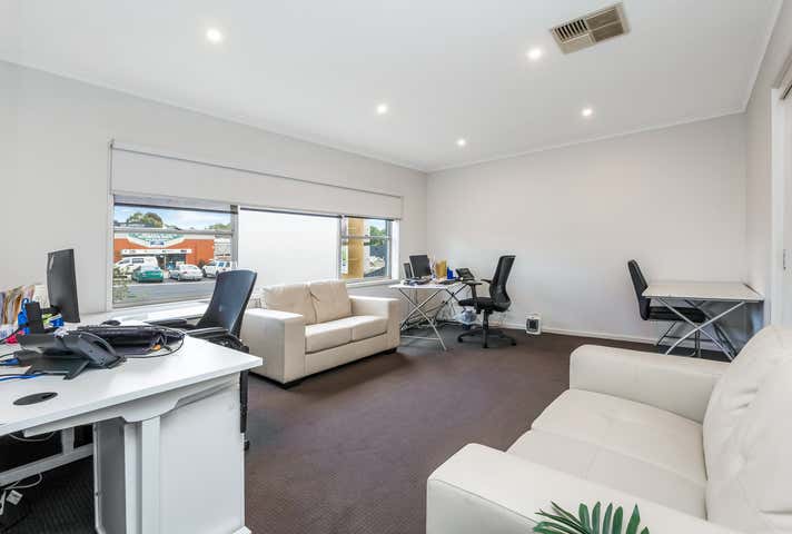 60 Breen Street Quarry Hill VIC 3550 - Image 2