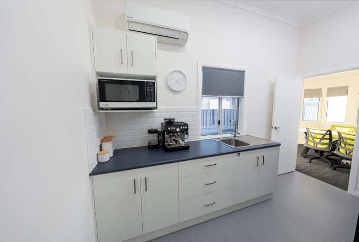 48 Arthur Street Roma QLD 4455 - Image 8