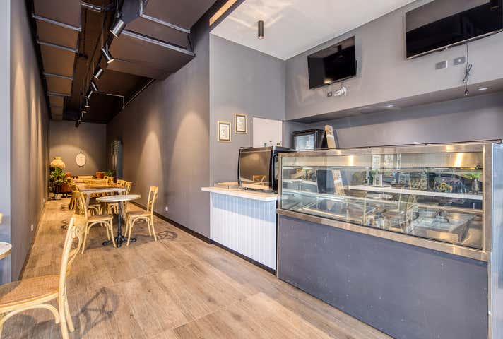 82 Berrima Street Wynnum QLD 4178 - Image 6