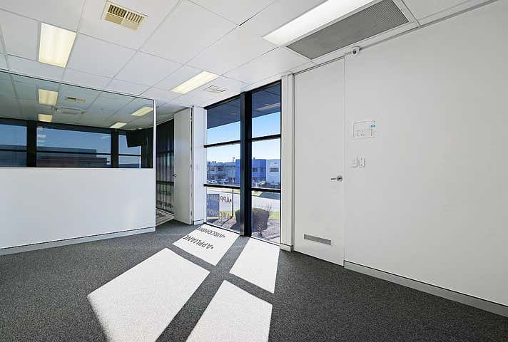 Unit 3, 7 Mordaunt Circuit Canning Vale WA 6155 - Image 9