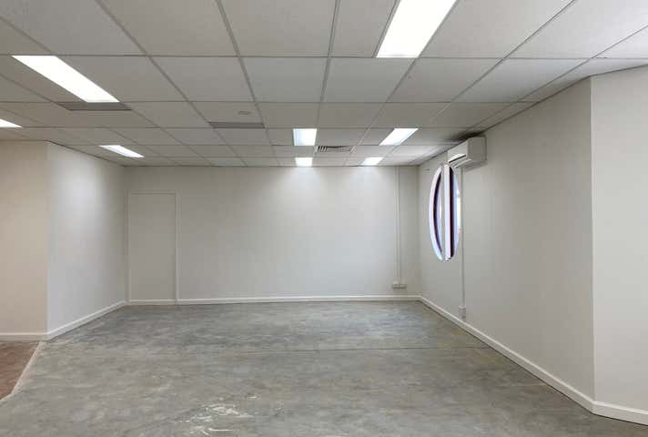 Suite 4, 66 Duporth Avenue Maroochydore QLD 4558 - Image 3