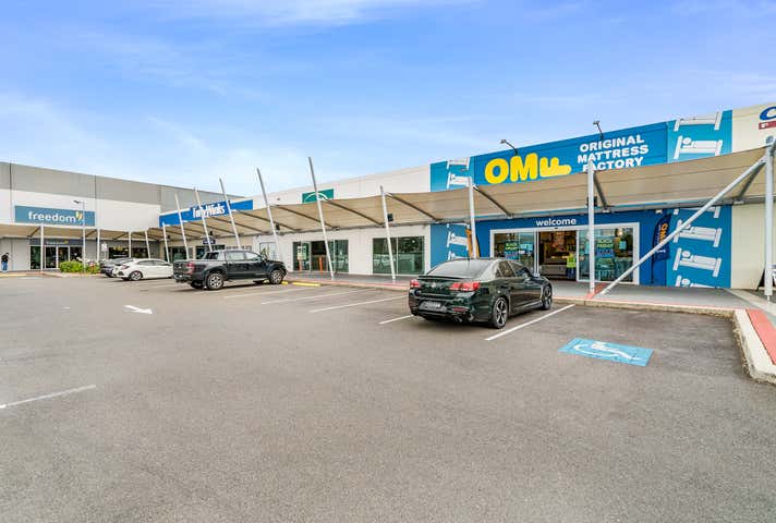 Crossroads Homemaker Centre, 25  Parkers Farm Place Casula NSW 2170 - Image 12