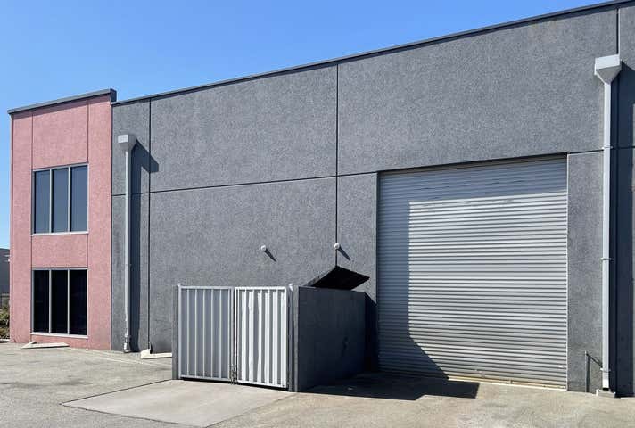 Unit 1, 15 Kalinga Way Landsdale WA 6065 - Image 21