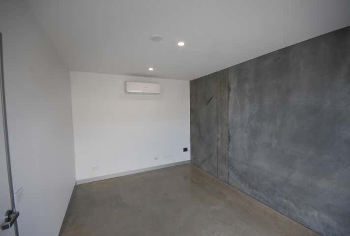 2/111 Kaitlers Road Lavington NSW 2641 - Image 7