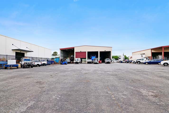 10 Harrison Road Forrestfield WA 6058 - Image 17