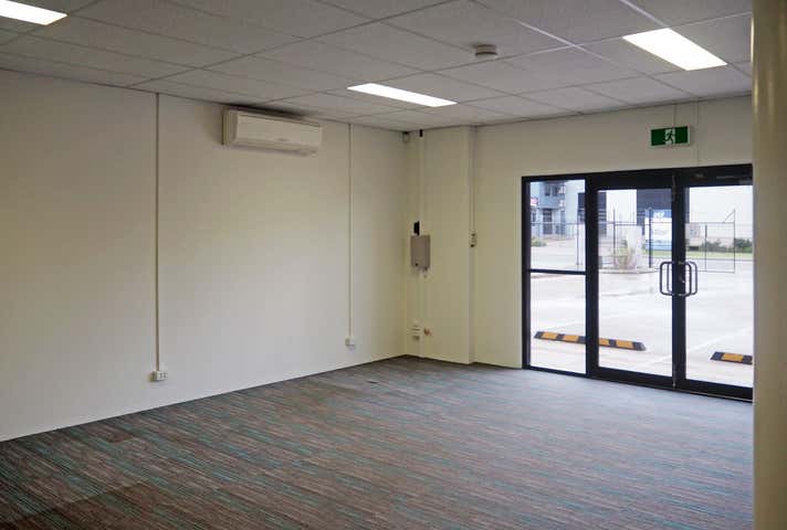 25a Mordaunt Circuit Canning Vale WA 6155 - Image 3