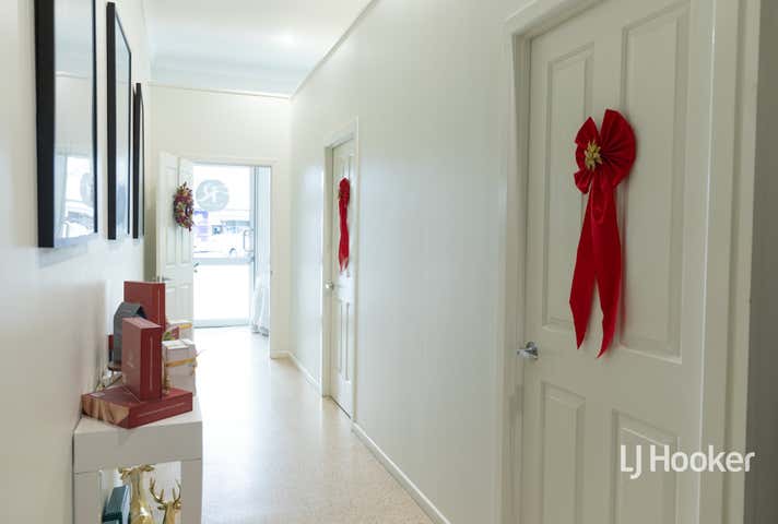 32 Hawthorne Street Roma QLD 4455 - Image 5