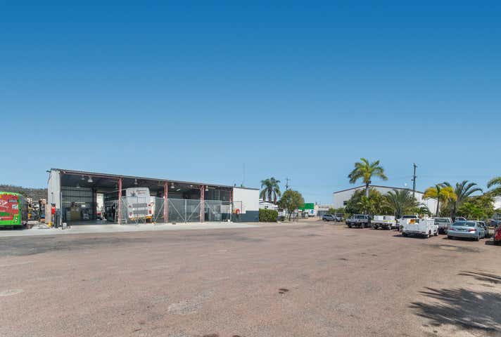 52-54 Crocodile Crescent Mount St John QLD 4818 - Image 6