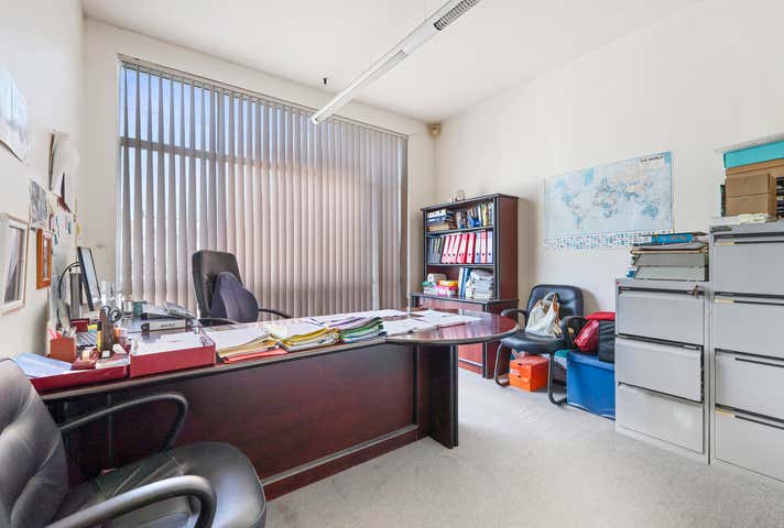 18 Barry Avenue Mortdale NSW 2223 - Image 5