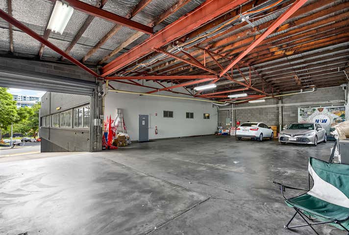 17 Cribb Street Milton QLD 4064 - Image 8