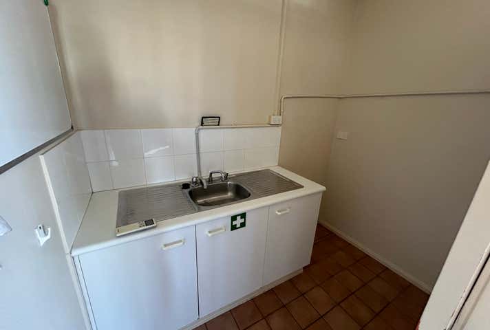 1/156 Boat Harbour Drive Pialba QLD 4655 - Image 7