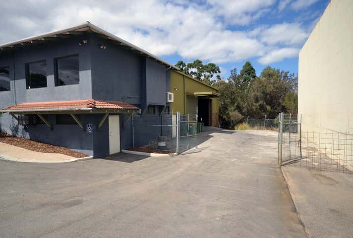 30 Robinson Avenue Belmont WA 6104 - Image 14