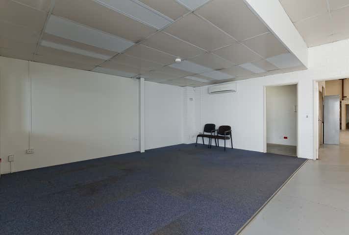 37 Farrall Road Midvale WA 6056 - Image 11