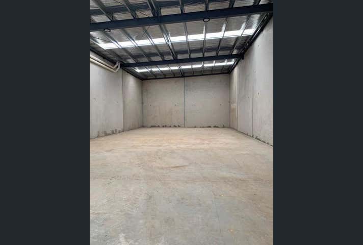 Unit 2, 6 Geehi Way Ravenhall VIC 3023 - Image 3