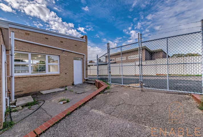 8 Harrison Street Willagee WA 6156 - Image 8