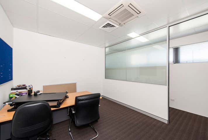 1/216 Fulham Street Cloverdale WA 6105 - Image 12