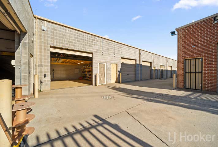 2/43 Bayldon Road Queanbeyan West NSW 2620 - Image 4