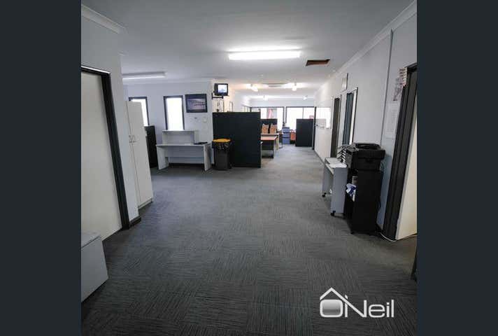 14 Gilwell Avenue Kelmscott WA 6111 - Image 25