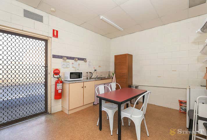 2/58 Hesse Street Colac VIC 3250 - Image 9