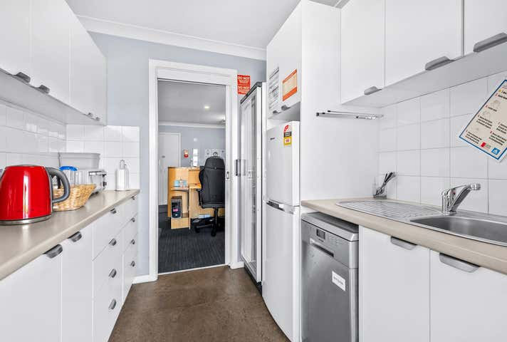 8 Atlanta Place Casula NSW 2170 - Image 9