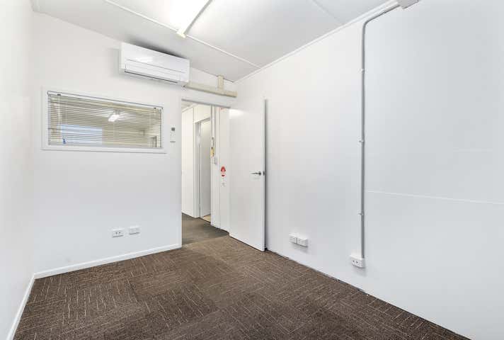 2/133-135 City Road Beenleigh QLD 4207 - Image 6