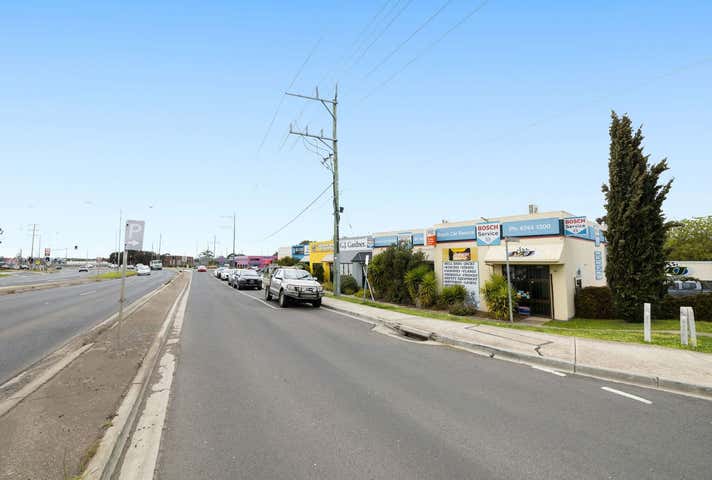 2/1-7 Sussex Court Sunbury VIC 3429 - Image 17