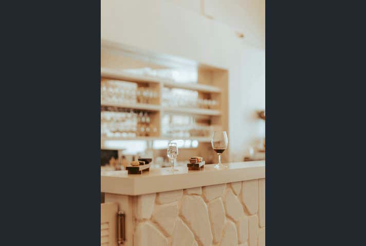 2/453 Dean Street Albury NSW 2640 - Image 3