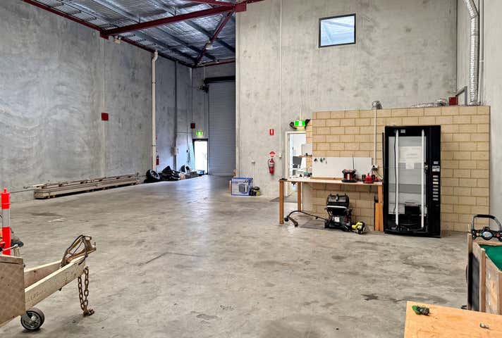 25a Mordaunt Circuit Canning Vale WA 6155 - Image 23