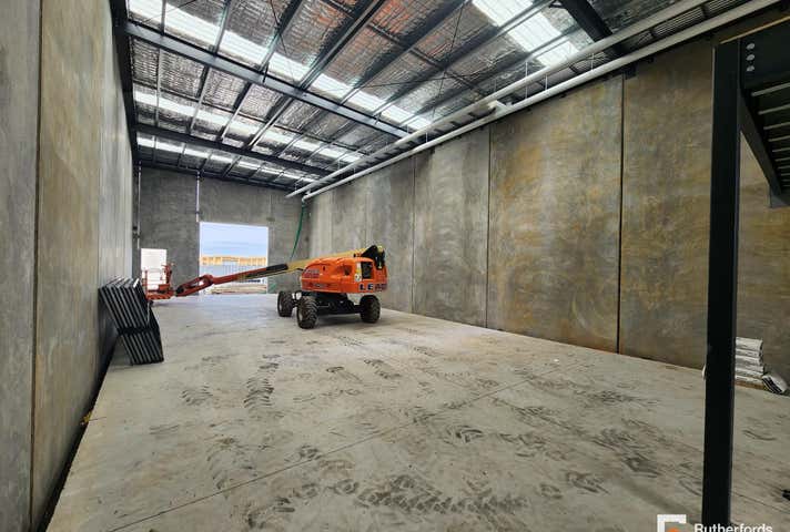 1 & 2, 35 Tuscan Court Thomastown VIC 3074 - Image 3