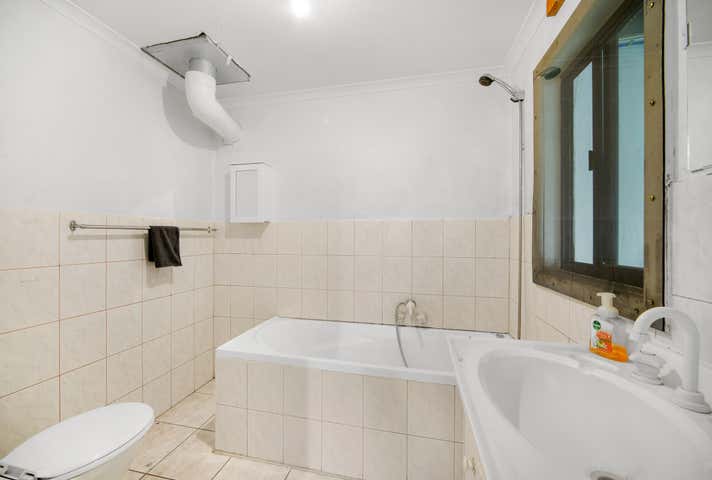 9/12-20 James Court Tottenham VIC 3012 - Image 10