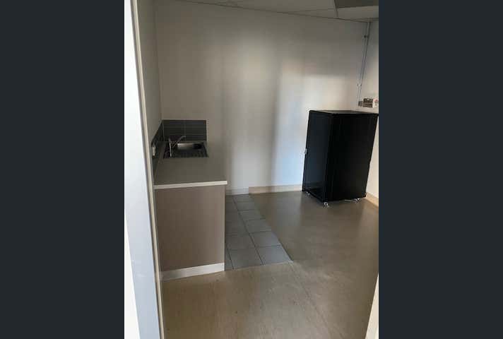 Unit 2, 307 Maroondah Highway Ringwood VIC 3134 - Image 9