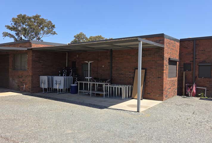 2/47 Brant Road Kelmscott WA 6111 - Image 2