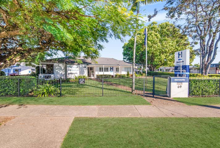 2 Kalimna Drive Broadbeach Waters QLD 4218 - Image 4