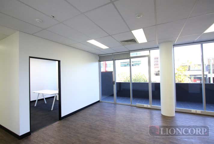 Upper Mount Gravatt QLD 4122 - Image 2