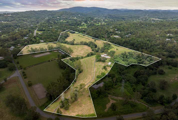 121 Lancing Street Pullenvale QLD 4069 - Image 2