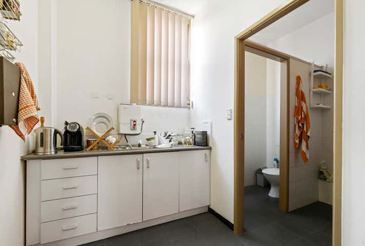 18 Barry Avenue Mortdale NSW 2223 - Image 7