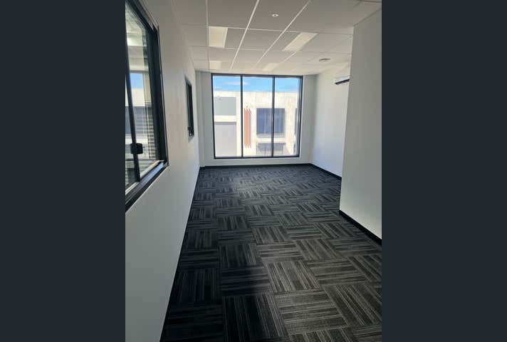 Unit  27, 21-25 Chambers Road Altona North VIC 3025 - Image 4