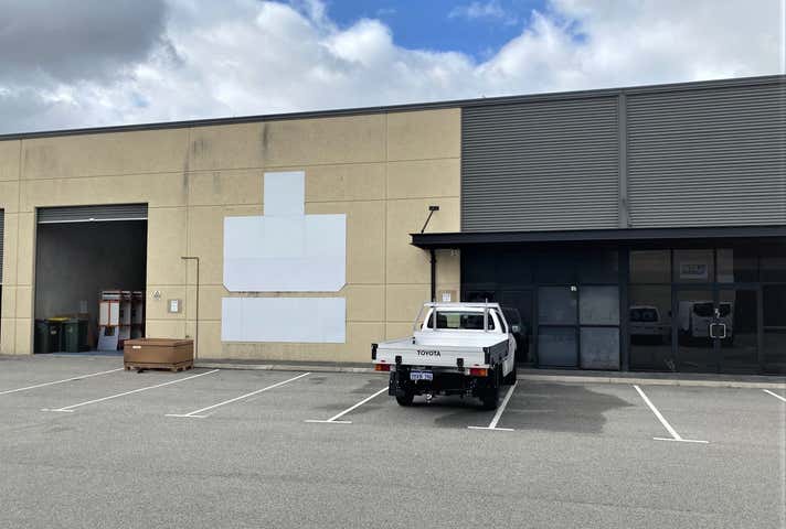 2/5 Townsend Street Malaga WA 6090 - Image 3