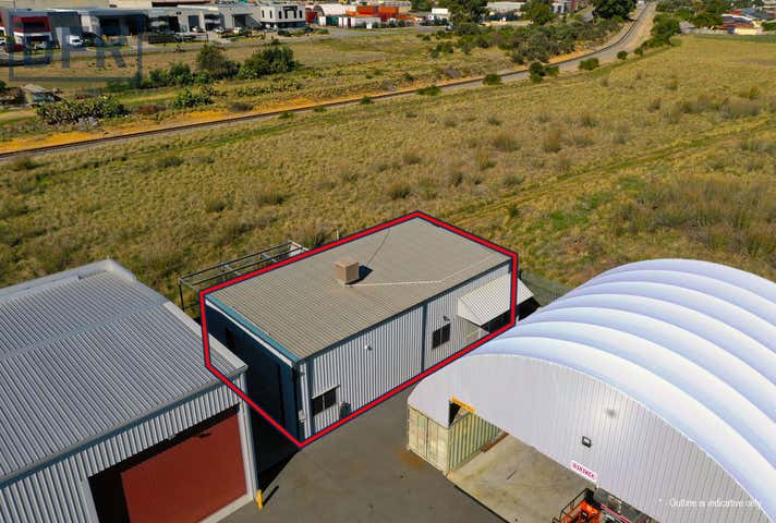 2/8 Erceg Road Yangebup WA 6164 - Image 10