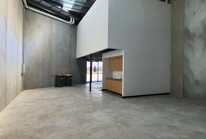 Unit 20/2 Distribution Drive Mickleham VIC 3064 - Image 4