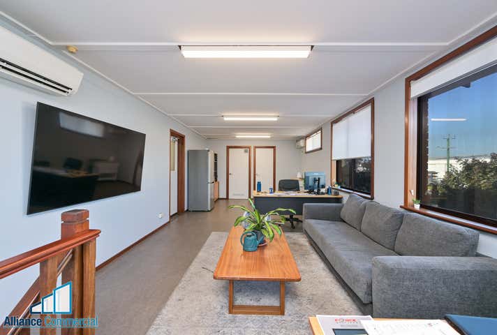 4 Church Road Maddington WA 6109 - Image 18