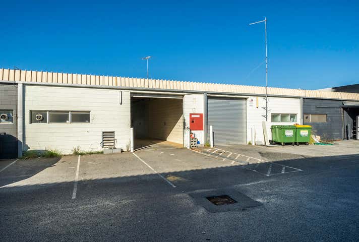 Unit 2, 17 Prindiville Drive Wangara WA 6065 - Image 13