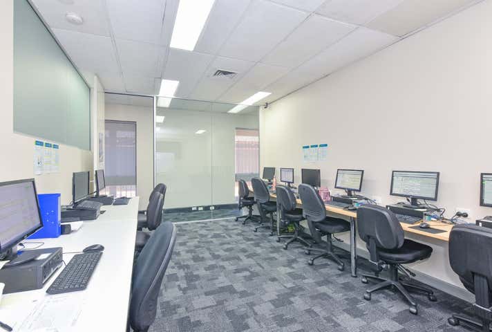 4/23-25 Chalgrove Avenue Rockingham WA 6168 - Image 13