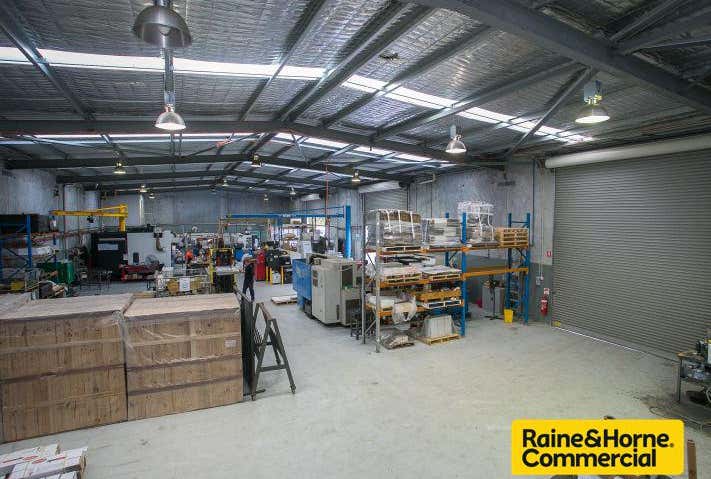 60 Paramount Drive Wangara WA 6065 - Image 8