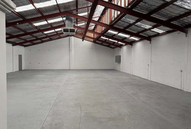 4/1 Roberts Street West Osborne Park WA 6017 - Image 4