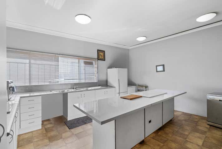 84 Chubb Street One Mile QLD 4305 - Image 15