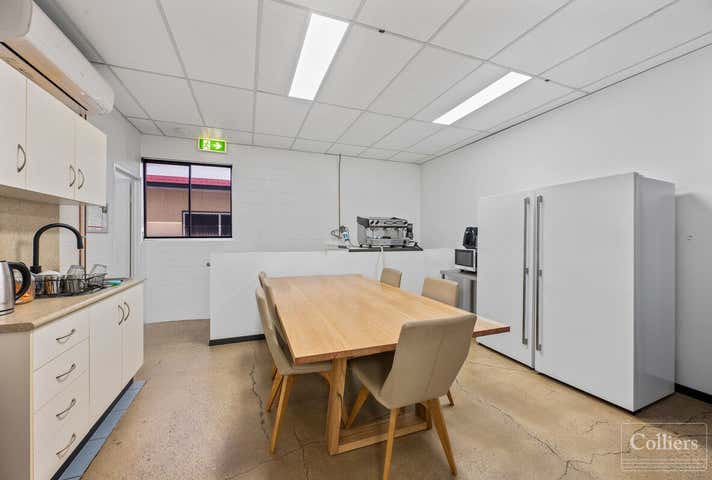 2/108 Charters Towers Road Hermit Park QLD 4812 - Image 7