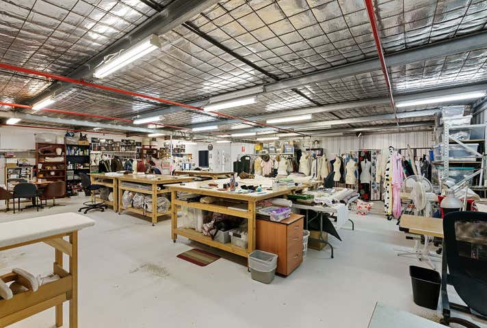 6 Hehir Street Belmont WA 6104 - Image 24